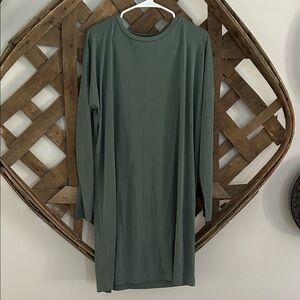 Elegant Green Long Sleeve Dress